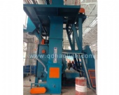 Automatic feeding shot blasting machine